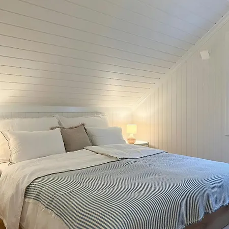 Modern & Charming Summer House Near Risor * Sondeled