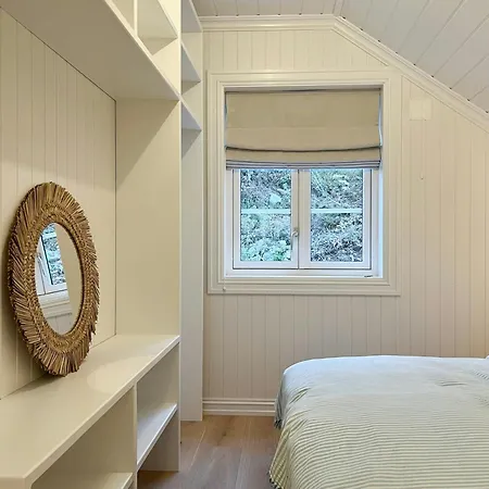 Dom wakacyjny Modern & Charming Summer House Near Risor Sondeled