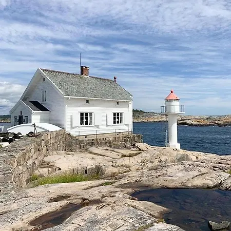 Dom wakacyjny Modern & Charming Summer House Near Risor